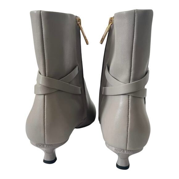 Franco Sarto Marnie Kitten Heel Pointed Toe Gray Leather Ankle Booties Size 8.5 - Picture 4 of 11